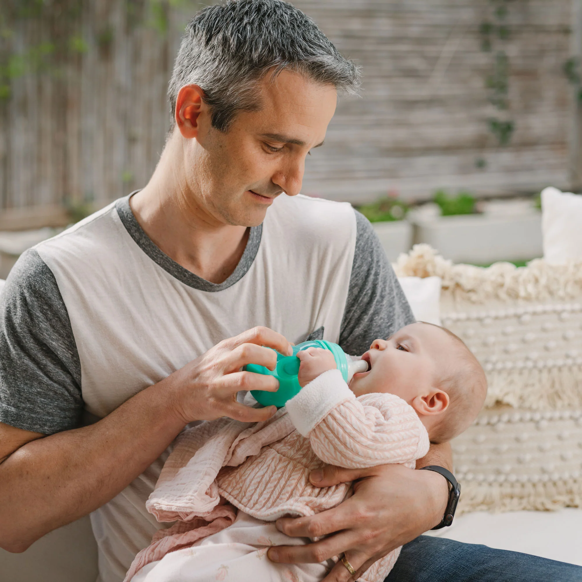 Bottle-to-Cup Wide Neck Bottle - Image 4